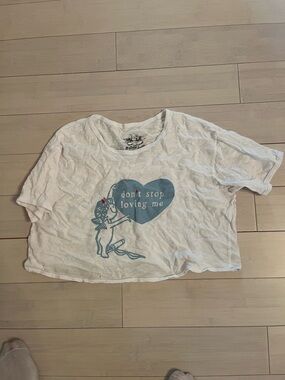 Boys Lie White Cropped Tee with Blue Heart Graphic